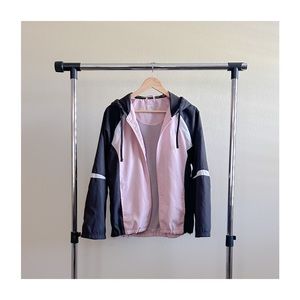 AVIA Sporty Windbreaker